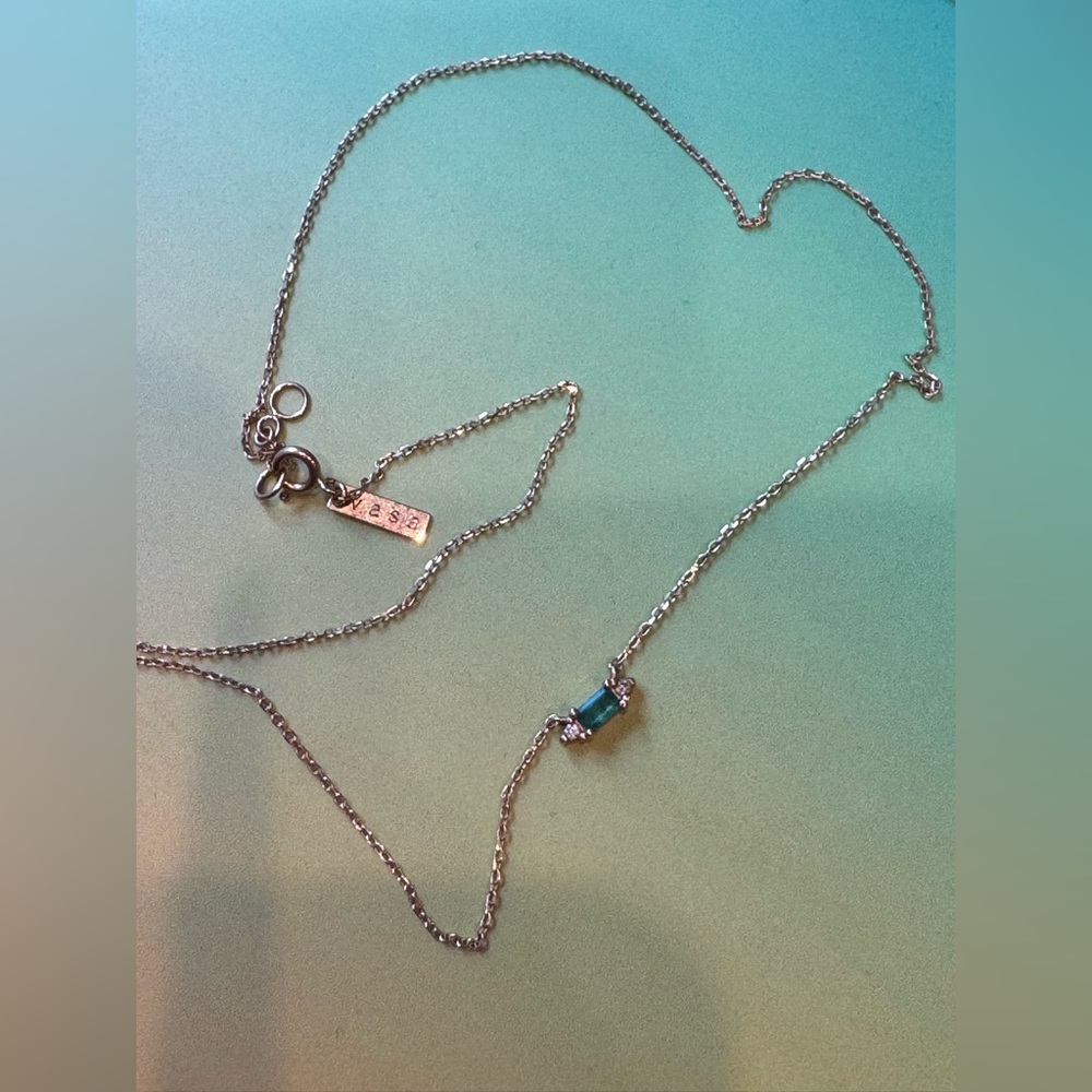 Dainty Emerald necklace - Picture 7 of 7
